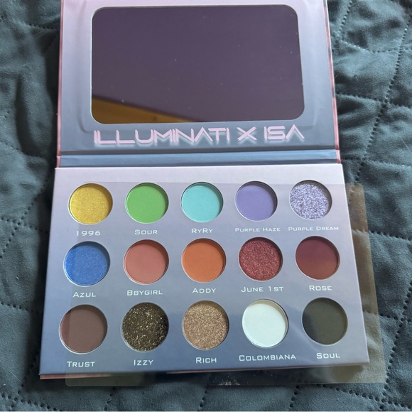 Illuminati X Isa - Isabel beddya - Picture 2 of 3